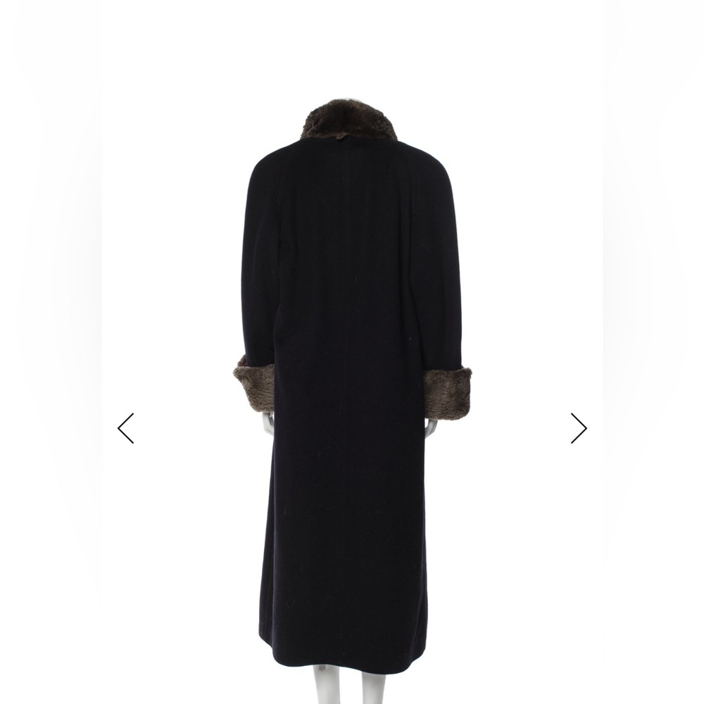 Burberry Elegant Black Coat with Brown Accents faux fur USA medium - Picture 3 of 10